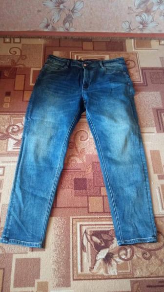 Джинсы женские ,38р.в хорошем состоянии.