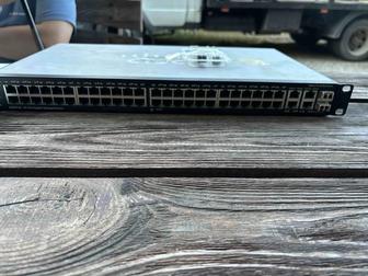 Управляемый коммутатор Cisco SG300-52, 4 оптических модуля в подарок