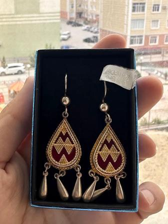 Серьги