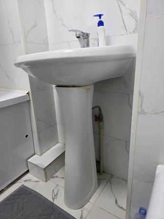 Раковина со смесителем