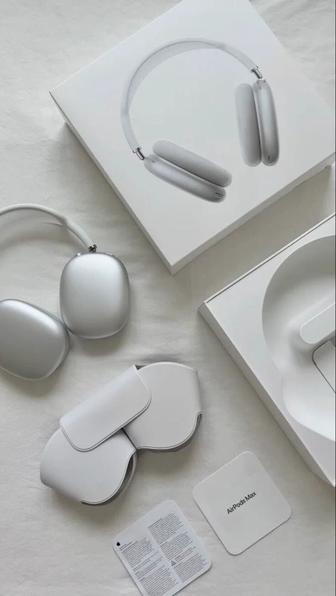 Продаю AirPods Max Silver