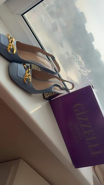 Босоножки Gizelle 40 размер