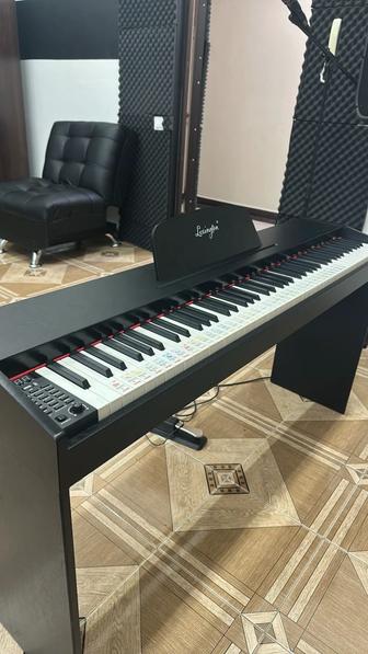 Продается Пианино
