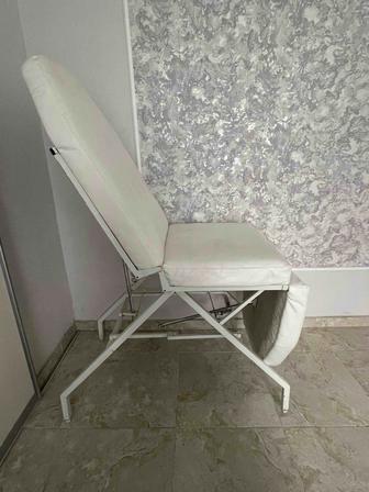 Продам кушетку