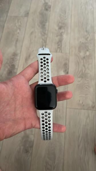 Apple Watch 6 series Nike