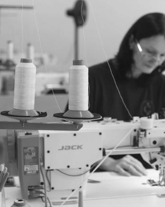 Пошив одежды, швейный цех, услуги пошива одежды премиум и люкс качества, по