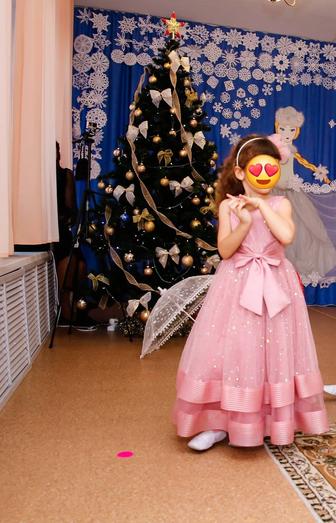 Нарядное платье для девочки