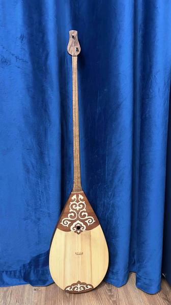 Домбыра ручная работа