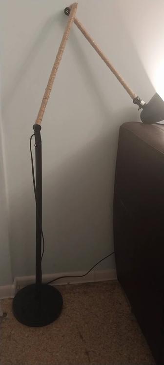 Светильник напольный