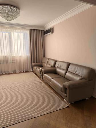 Продам диван б/у