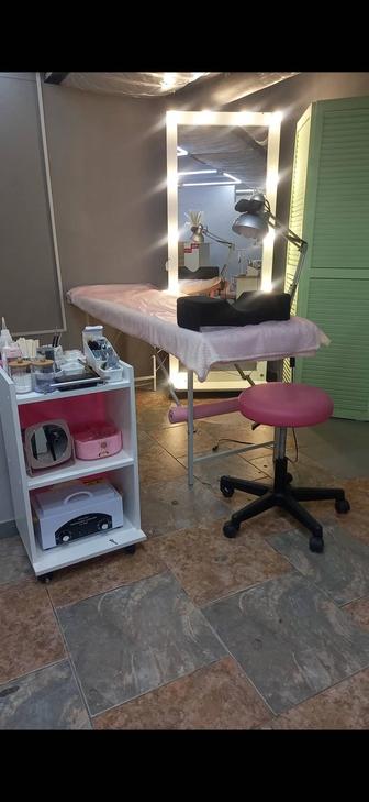 Сдам в аренду кушетка для lash мастера