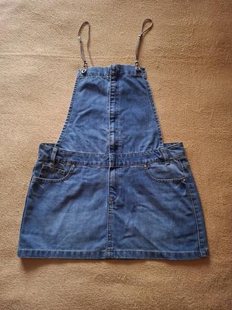 Продам джинсовый сарафан, шорты, кофточку