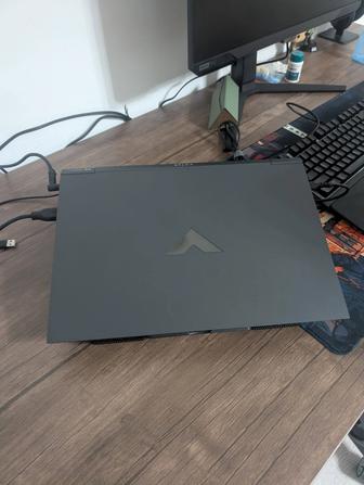 Ноутбук HP Victus