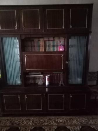 Сервант большой