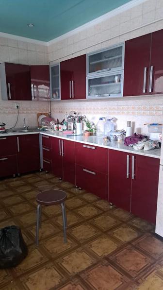 Продаю кухонный гарнитур
