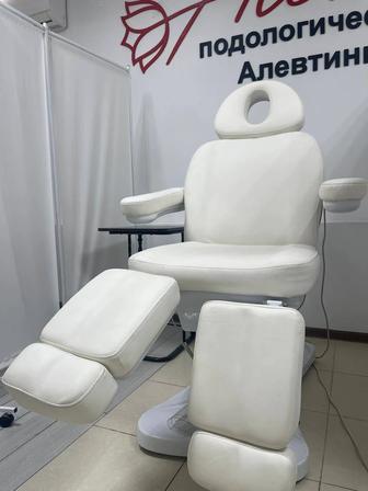 Подологическое кресло