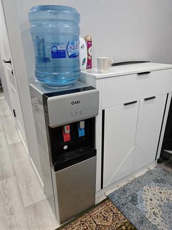 Куллер для воды в отличном состоянии