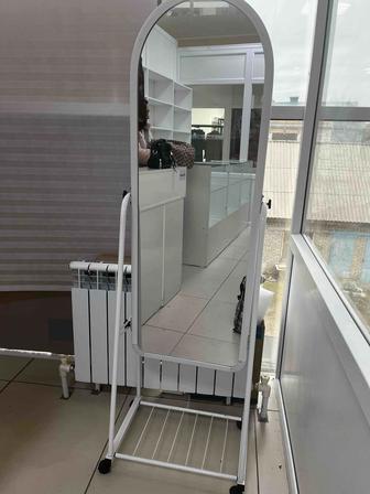 Зеркало для дома или магазина