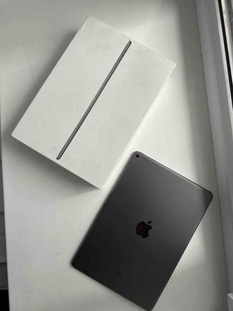 Планшет iPad Air 3