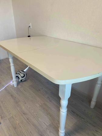 Продаем стол