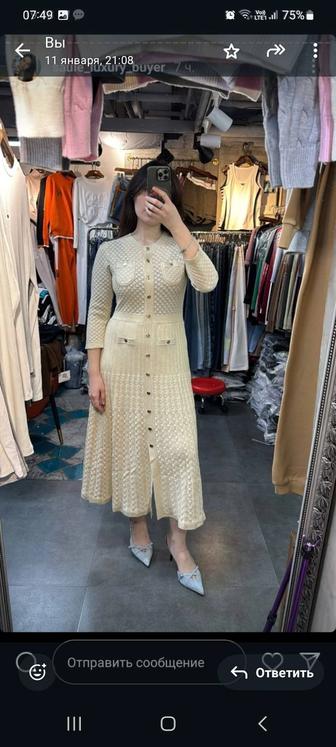 Женское платье