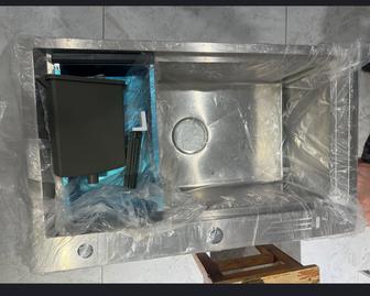 Продам кухонную мойку из нержавеющая сталь