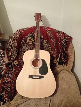 Продам Гитару новую акустическая