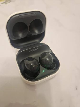Продам наушники buds2
