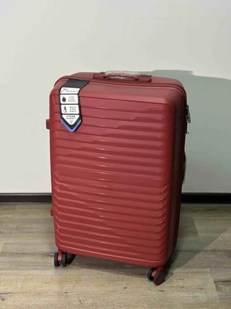 Чемодан полипропилен 100%