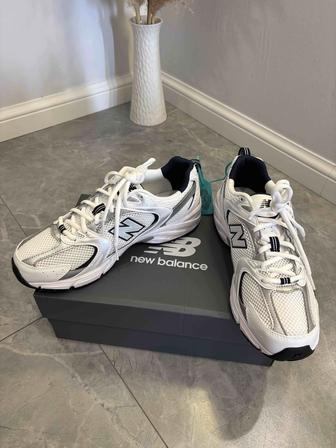 Продам кроссовки New Balance 530 White Silver Navy