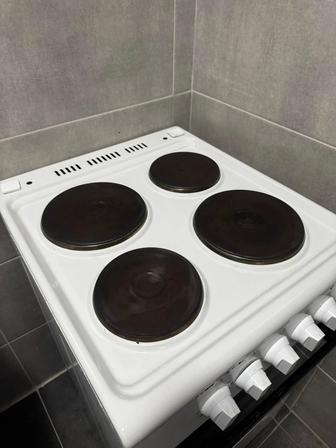 Продам электроплиту