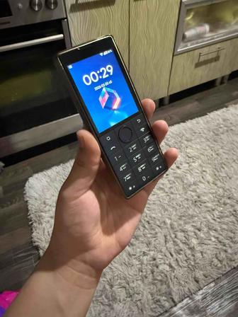 Продам телефон без камеры