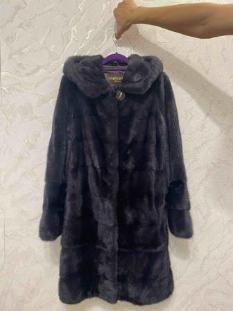 Продам норковую шубу
