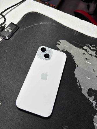 iPhone 15 128GB