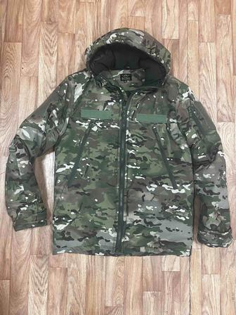 Куртка состояние отличное и ватник новый цвет-мультикам размер М