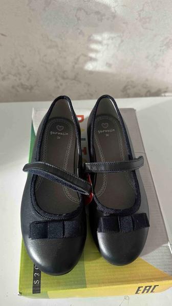 Кожаные балетки 34р испания