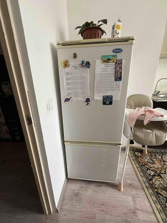 Холодильник Бирюса