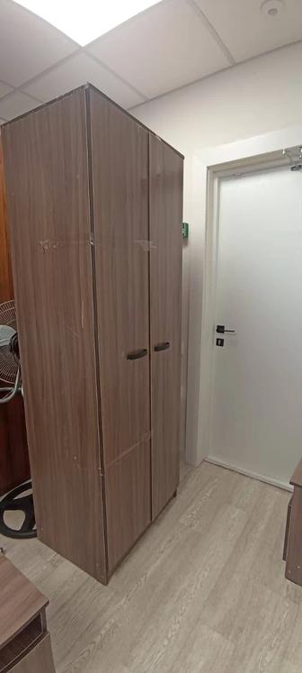 Платяной шкаф