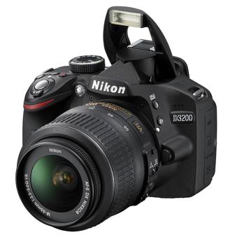 Nikon D3200 фотоаппарат с оригинальной сумкой