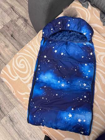 Детский комбинезон и конверт