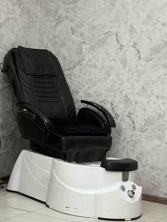 Продается парикмахерские оборудование