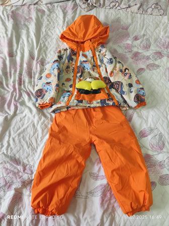 Продам детский комбинезон зимний