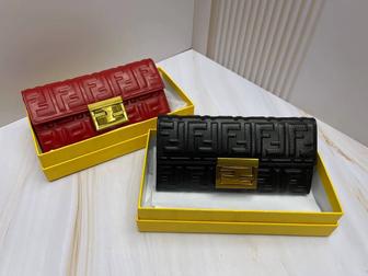 Кошелёк Fendi в фирменной подарочной коробке