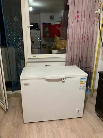 Продам морозильник