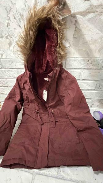 Куртка теплая и легкая на 6-7 лет