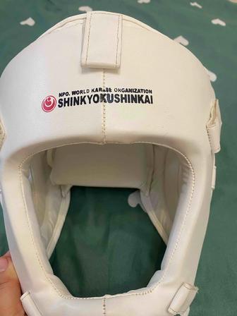 Шлем для единоборств