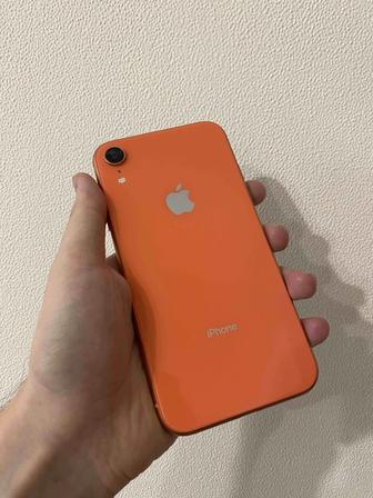 iPhone XR 64 akb 76