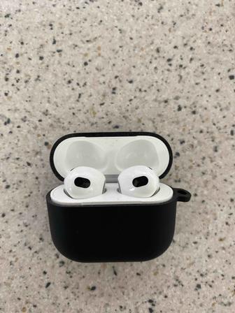 Продаю наушники AirPods 3 оригинал