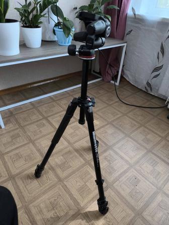 Штатив Manfrotto 290 xtra