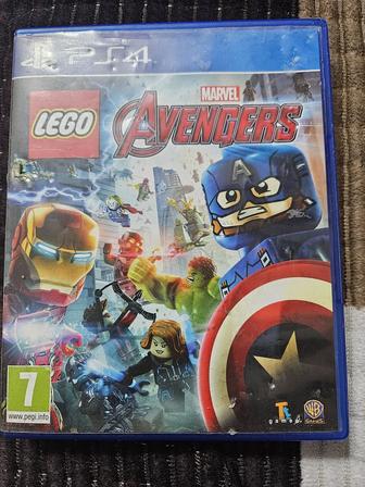 Продам игру на пс 4 lego marvel AVENGERS